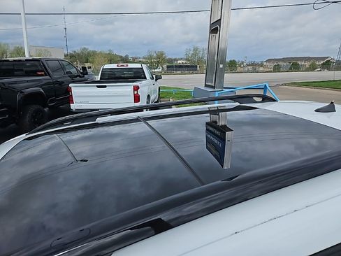 Used 2016 Jeep Cherokee High Altitude w/ Luxury Group image 9