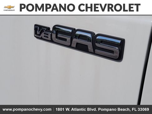 Used 2025 Chevrolet Low Cab Forward image 11