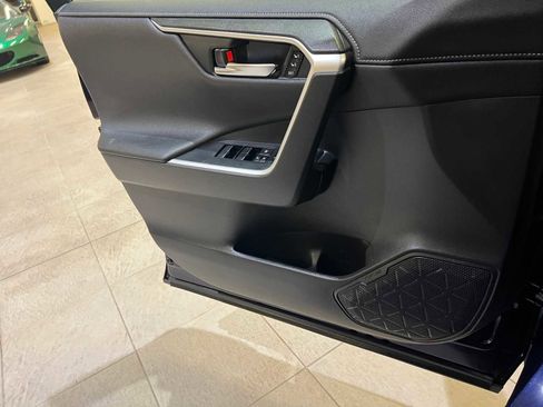 Certified 2021 Toyota RAV4 Limited image 18