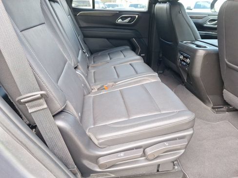 Used 2022 Chevrolet Tahoe LT w/ Luxury Package RWD image 29