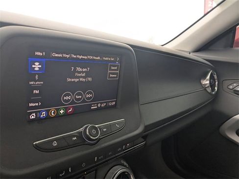 Used 2023 Chevrolet Camaro LT image 22