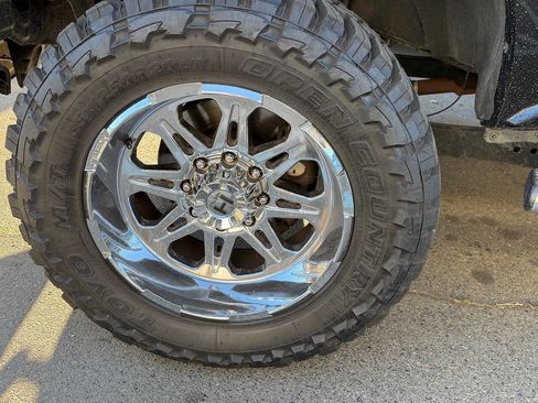 Used 2016 Ford F250 Lariat w/ Lariat Ultimate Package image 29