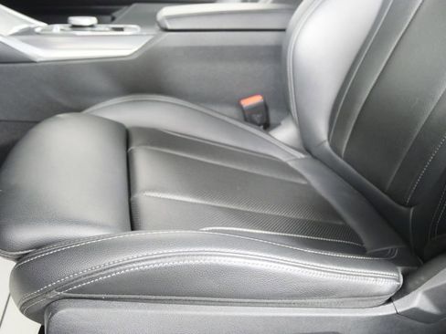 Certified 2025 BMW 430i Convertible RWD image 10