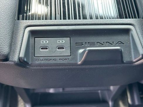 Certified 2025 Toyota Sienna XSE w/ XSE Plus Package FWD image 24