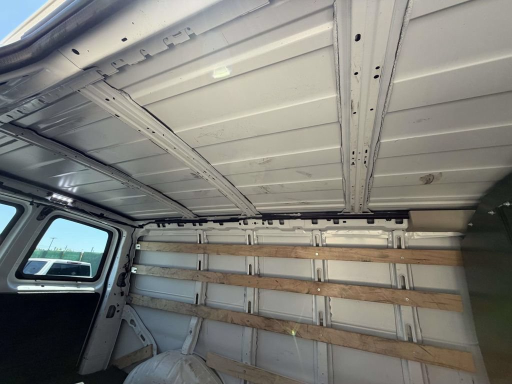 Used 2025 GMC Savana 2500 w/ Driver Convenience Package RWD image 18