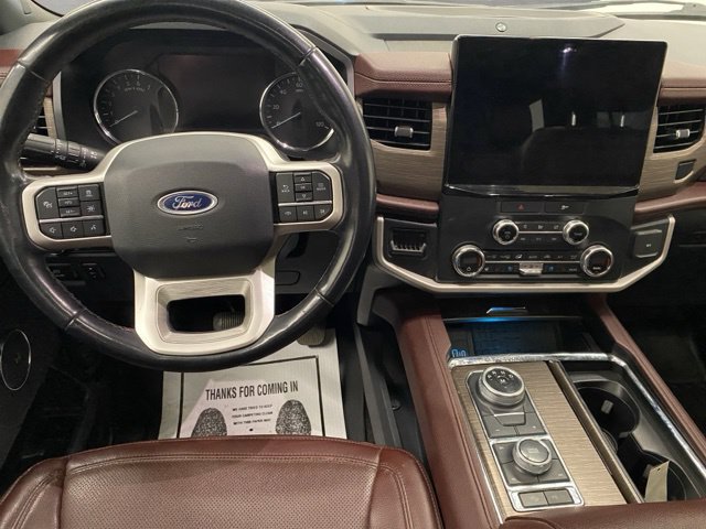 Used 2022 Ford Expedition Limited AWD/4WD image 2