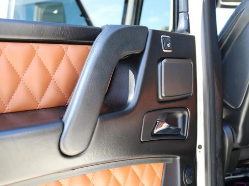 Used 2016 Mercedes-Benz G 63 AMG 4MATIC image 56