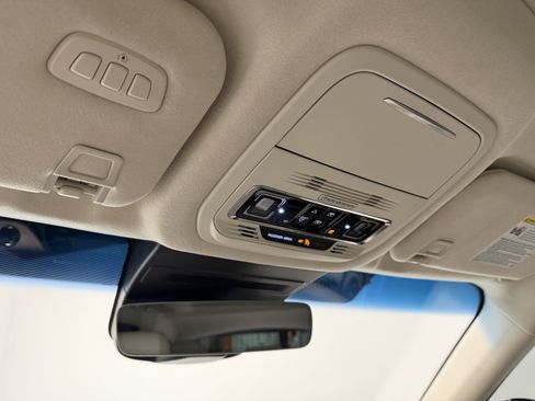 Used 2024 Lincoln Nautilus Black Label w/ Jet Appearance Package (87T) image 6