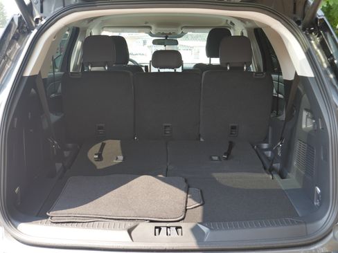 Used 2026 Ford Explorer Active AWD/4WD image 25