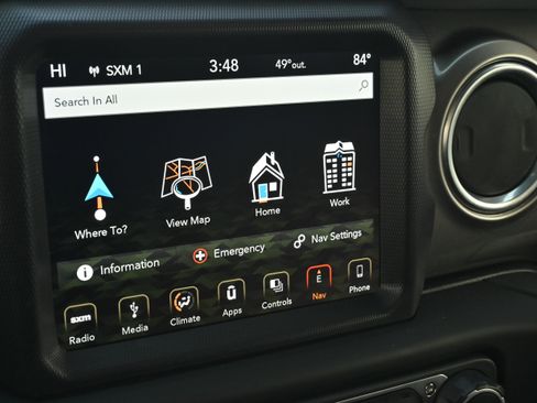 Used 2018 Jeep Wrangler Unlimited Sahara image 33