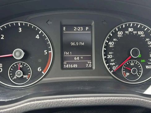 Used 2014 Volkswagen Passat TDI SE image 36