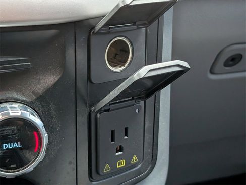 Used 2022 Ford F150 XLT w/ Equipment Group 302A High image 21