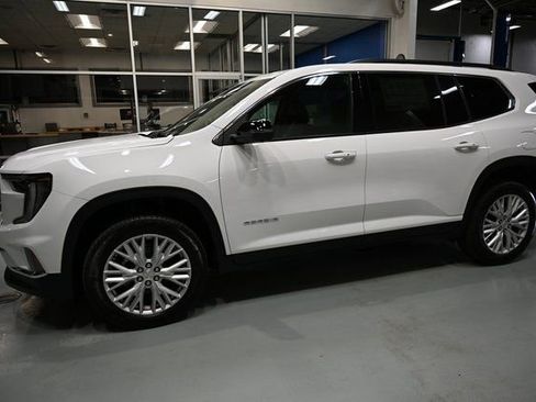 New 2026 GMC Acadia Elevation w/ Elevation Premium Package FWD image 7