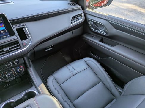 Used 2024 Chevrolet Tahoe RST w/ Luxury Package image 18