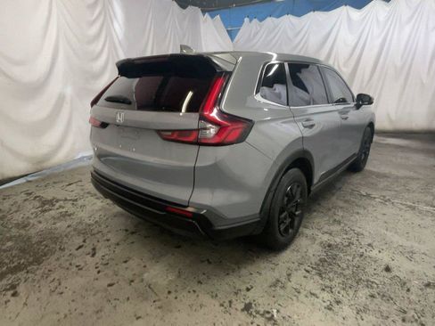 Used 2023 Honda CR-V LX image 7
