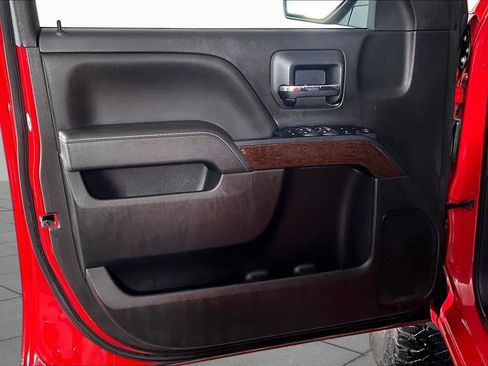 Used 2018 GMC Sierra 1500 SLE w/ SLE Value Package AWD/4WD image 21
