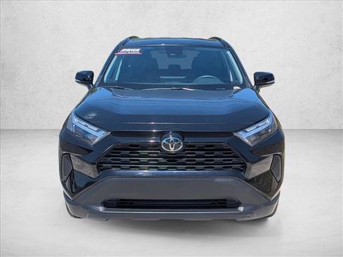 Used 2024 Toyota RAV4 XLE FWD image 2