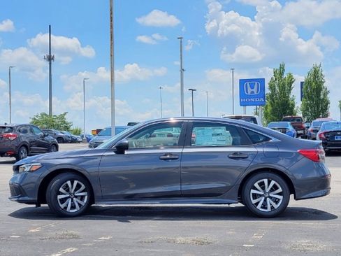 Used 2023 Honda Civic LX image 5