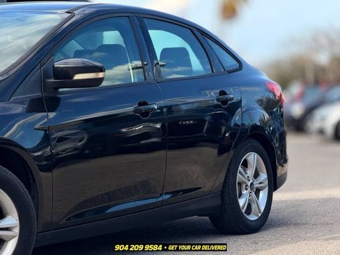 Used 2014 Ford Focus SE FWD image 3
