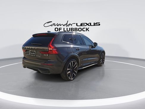 Used 2023 Volvo XC60 B6 Ultimate w/ Protection Package Premier image 8