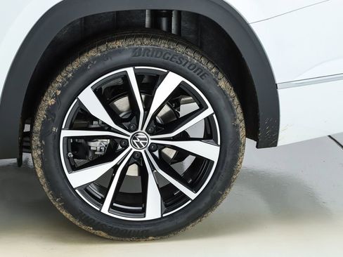 New 2026 Volkswagen Atlas SEL Premium R-Line image 6