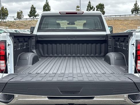 New 2026 GMC Sierra 2500 Pro w/ 1SA Pro Safety Plus Package AWD/4WD image 25