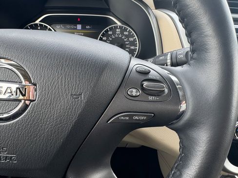 Used 2022 Nissan Murano Platinum w/ Cargo Package image 18