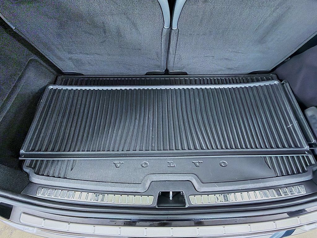 Used 2024 Volvo XC90 T8 Ultimate w/ Lounge Package AWD/4WD image 22