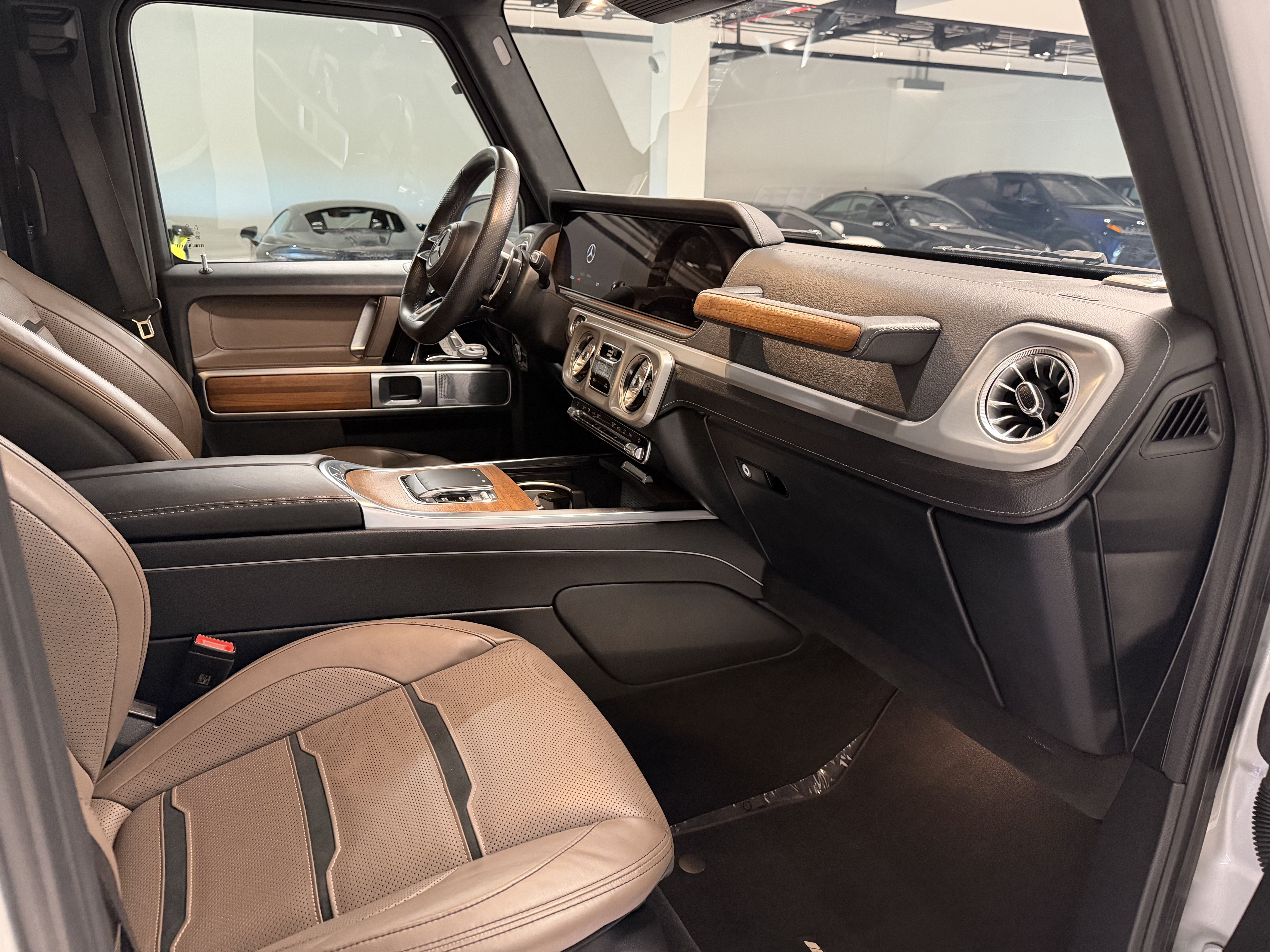 Used 2025 Mercedes-Benz G 63 AMG 4MATIC image 48