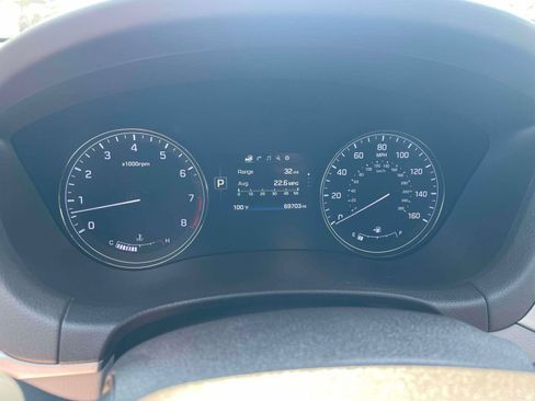 Used 2016 Hyundai Genesis 3.8 RWD image 19