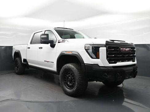 Used 2024 GMC Sierra 2500 AT4X w/ AT4X AEV Edition AWD/4WD image 9