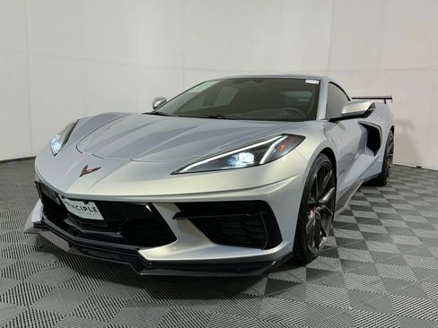 Used 2024 Chevrolet Corvette Stingray Coupe w/ 1LT RWD image 2