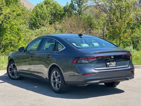 Used 2023 Honda Accord EX image 4