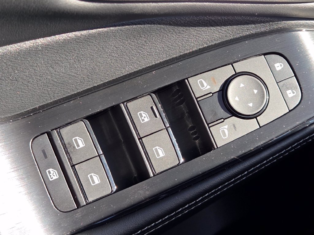 Certified 2024 Nissan Rogue SV AWD/4WD image 8