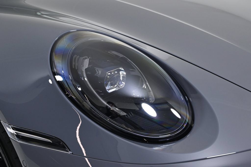 Used 2026 Porsche 911 Carrera GTS RWD image 29