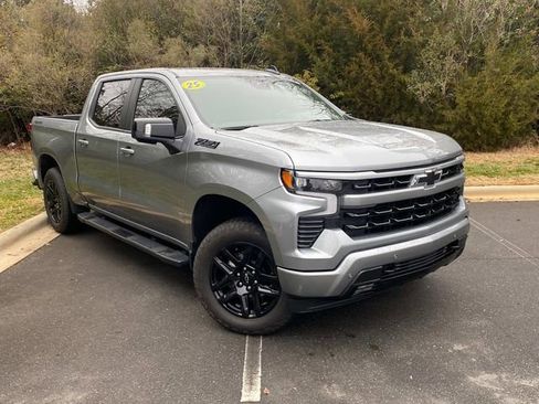 Used 2025 Chevrolet Silverado 1500 RST image 1