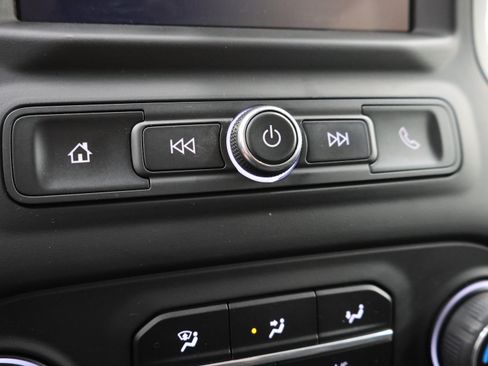 Used 2019 Chevrolet Silverado 1500 Custom Trail Boss w/ Custom Convenience Package AWD/4WD image 43