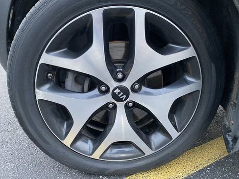 Used 2018 Kia Sportage SX image 36
