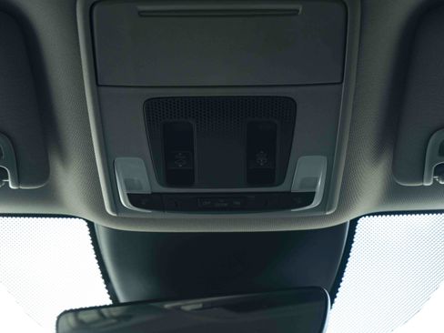 Used 2024 Honda Pilot Touring image 35
