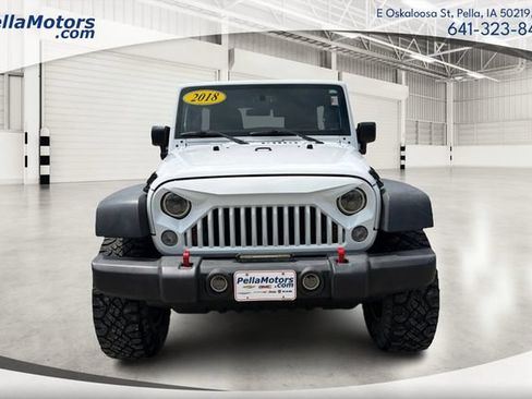 Used 2018 Jeep Wrangler Unlimited Sport S AWD/4WD image 7