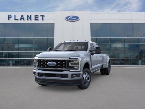New 2026 Ford F350 Platinum image 2
