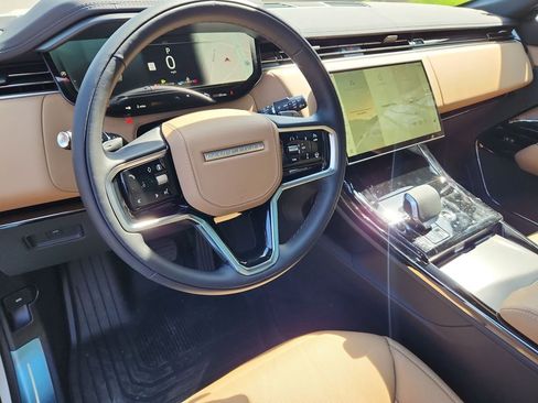 New 2026 Land Rover Range Rover Sport SE AWD/4WD image 15