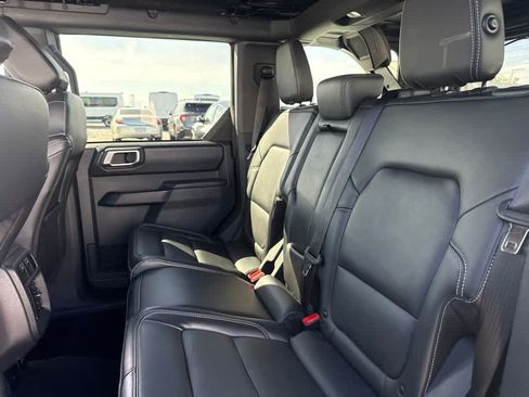 Used 2026 Ford Bronco Outer Banks AWD/4WD image 13