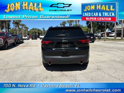 Used 2023 Chevrolet Traverse LS w/ Midnight/Sport Edition FWD image 8