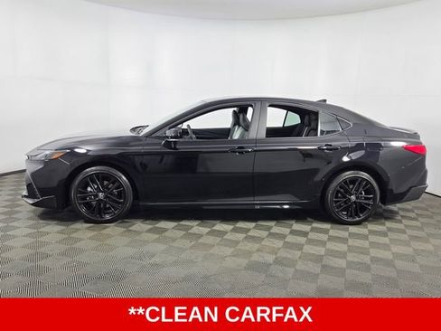 Used 2026 Toyota Camry SE image 5