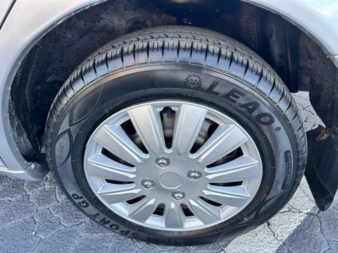 Used 2003 Toyota Avalon XL image 28