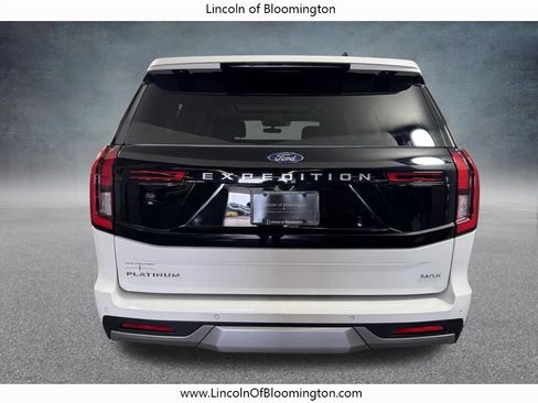 Used 2025 Ford Expedition Max Platinum w/ Driver's Package AWD/4WD image 5