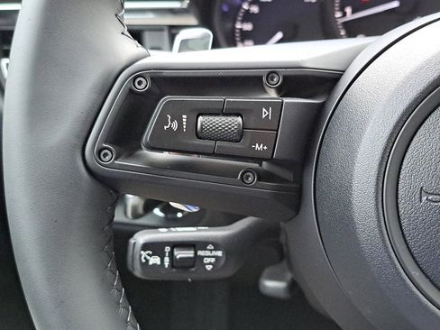 Certified 2026 Porsche Macan AWD/4WD image 27