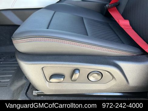 New 2026 GMC Canyon AT4X AWD/4WD image 24