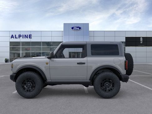 New 2026 Ford Bronco Badlands AWD/4WD image 3